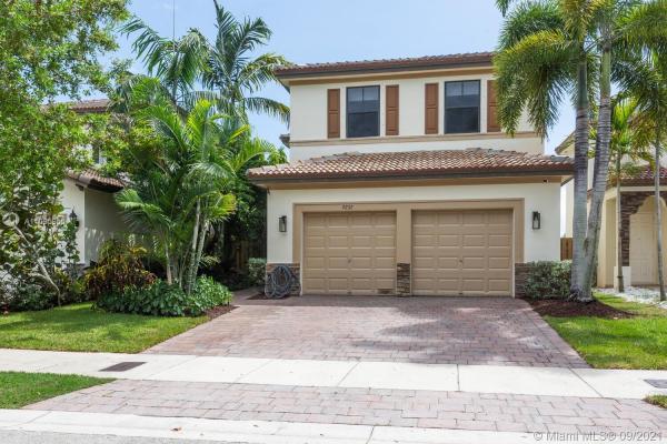 The Tides At Isles Of Bayshore, 9232 SW 227th Ln, Cutler Bay, Florida 33190, image 2