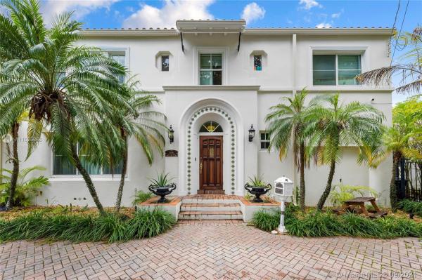 Beach View, 6146 Pine Tree Dr, Miami Beach, Florida 33140, image 2