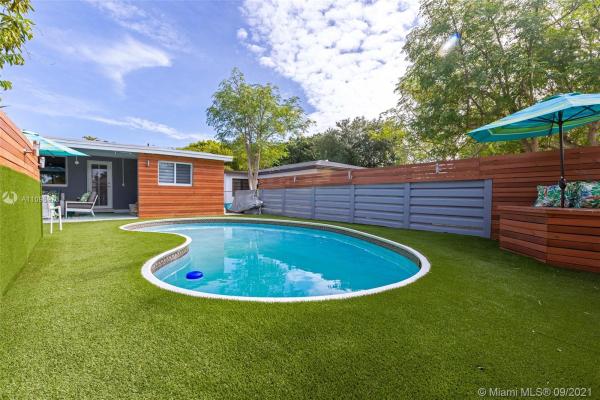 Fulford By The Sea, 1331 NE 160th St, North Miami Beach, Florida 33162, image 2