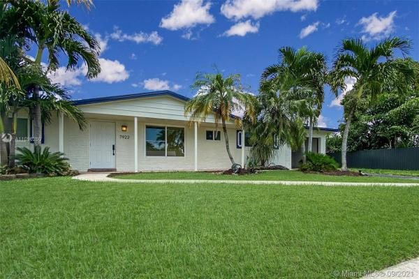 Kendale Lakes No HOA, 7922 SW 146th Ave, Kendale Lakes, Florida 33183, image 2