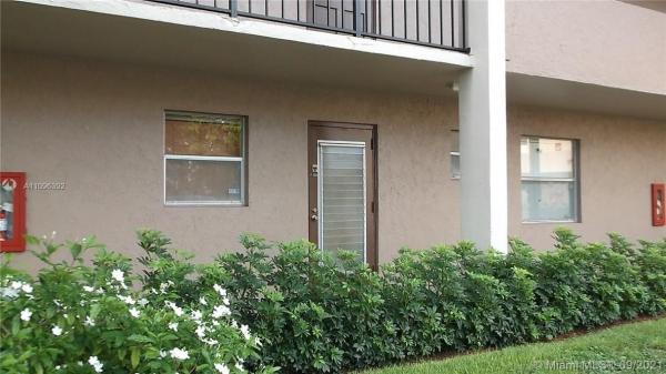 Sands Point, 8390 Sands Point Blvd #103F, Tamarac, Florida 33321, image 1