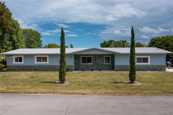 New Continental, 8004 SW 102nd St, Kendall, Florida 33156, image 2