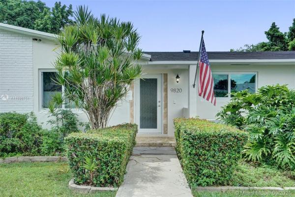 Pine Meadows, 9820 SW 142nd Dr, Kendall, Florida 33176, image 2