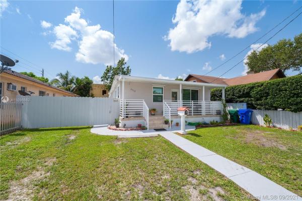 Glenroyal, 2312 NW 3rd St, Miami, Florida 33125, image 2