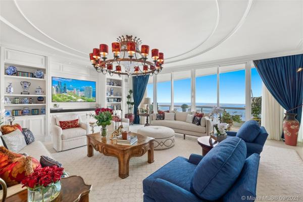 Santa Maria, 1643 Brickell Ave #4205, Miami, Florida 33129, image 2