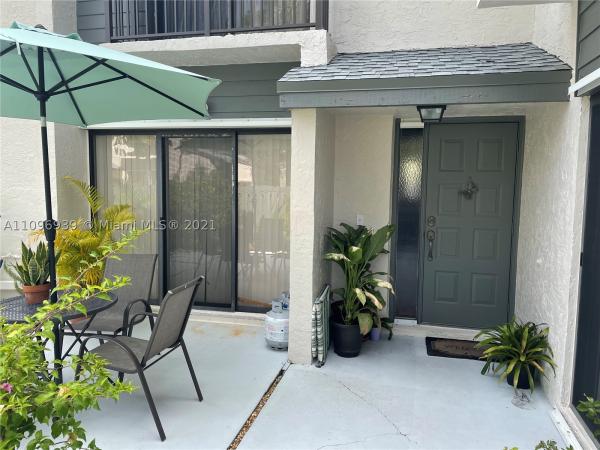 Karanda Village 1, 3211 Cocoplum Cir #3363, Coconut Creek, Florida 33063, image 1