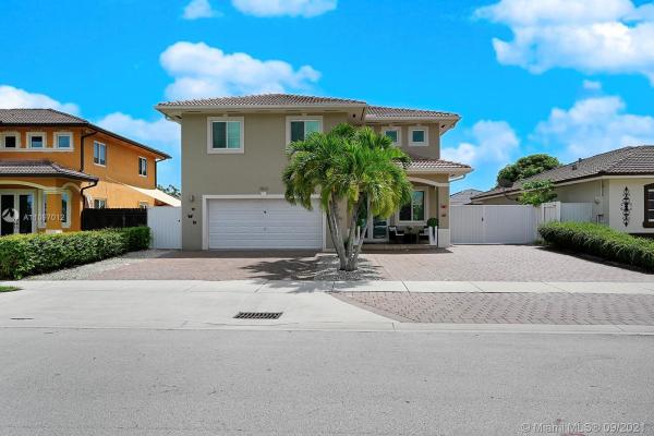 Spanish Lakes, 7862 NW 198th St, Hialeah, Florida 33015, image 2