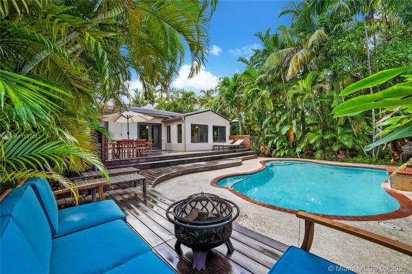 Belle Meade, 757 NE 74th St, Miami, Florida 33138, image 2