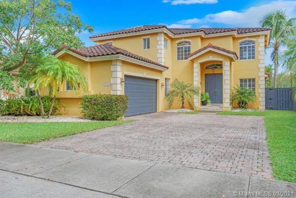 16561 SW 64th Ter, Unincorporated Dade County, Florida 33193, image 2
