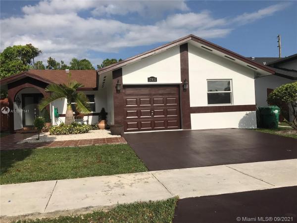 Forest View, 17911 SW 134th Ct, Richmond West, Florida 33177, image 2