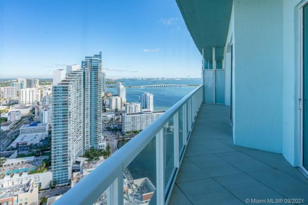 Quantum On The Bay, 1900 N Bayshore Dr #4118, Miami, Florida 33132, image 2