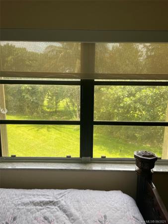 Lago Del Rey, 8610 SW 149th Ave #512, Kendall West, Florida 33193, image 2