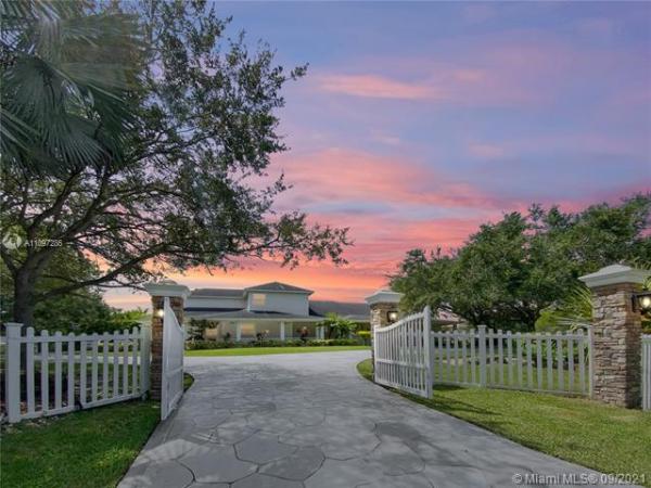 Canada Estates, 17810 SW 52nd Ct, Southwest Ranches, Florida 33331, image 2