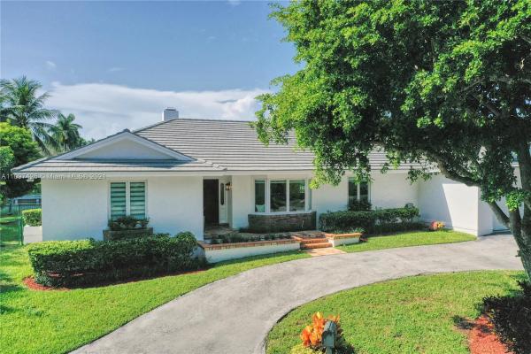 Gables By The Sea, 1420 Agua Ave, Coral Gables, Florida 33156, image 2