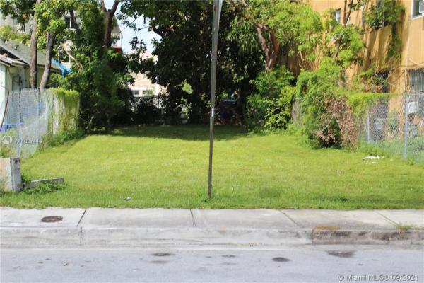 Waddells, 1444 NW 1st Ave, Miami, Florida 33136, image 1