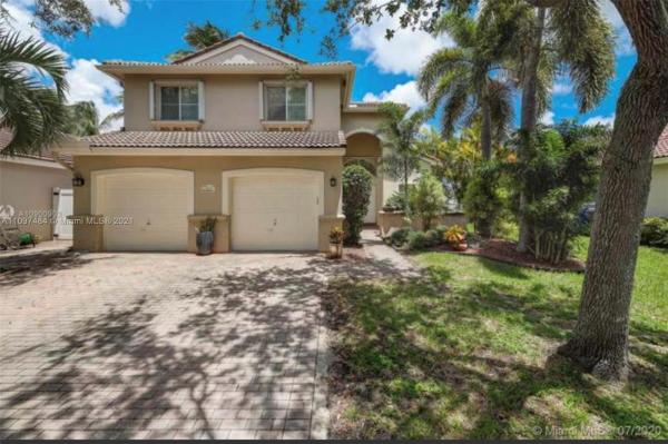 Banyan Oakridge, 4924 SW 34th Ter, Hollywood, Florida 33312, image 2