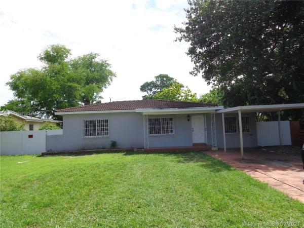 Brandon Park, 586 NW 153rd St, Golden Glades, Florida 33169, image 2