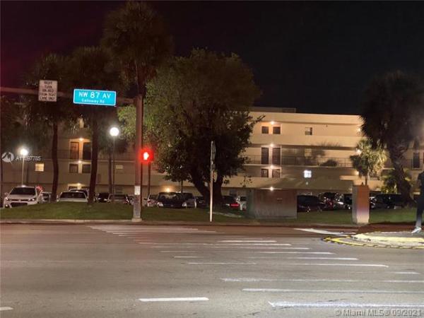 Fernwoods, 702 NW 87th Ave #304, Fountainebleau, Florida 33172, image 2