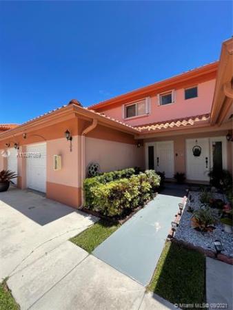 Laguna Pointe At California Club, 20810 San Simeon Way #108, Ives Estates, Florida 33179, image 2