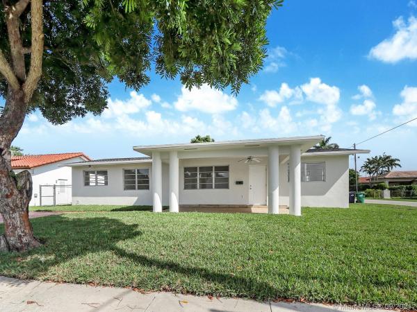 Fairfield Manors, 10803 SW 34th St, University Park, Florida 33165, image 1