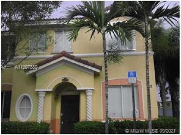 Shoma Townhomes At Keys Cove, 2609 SE 14th Ave #391, Homestead, Florida 33035, image 2