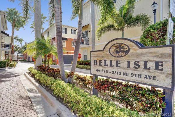 Belle Isle, 2285 NE 9th Ave, Wilton Manors, Florida 33305, image 2