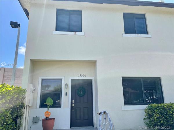 Princetonian Townhomes, 12350 SW 256th St 0, Princeton, Florida 33032, image 2