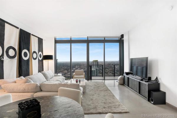 Reach Brickell City Centre, 68 SE 6th St #4108, Miami, Florida 33131, image 2