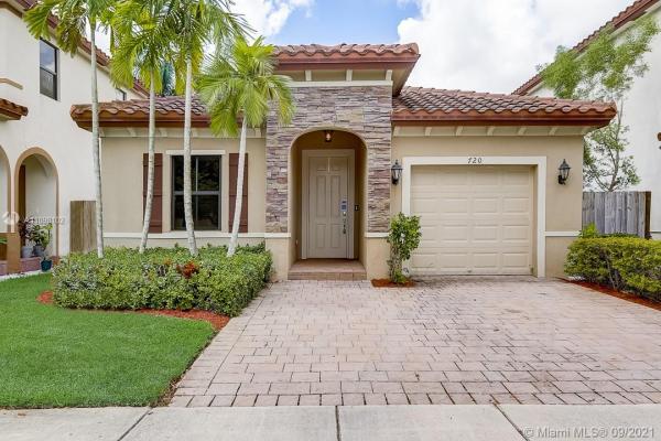 Sonoma At The Vineyards, 720 SE 33rd Ter, Homestead, Florida 33033, image 2