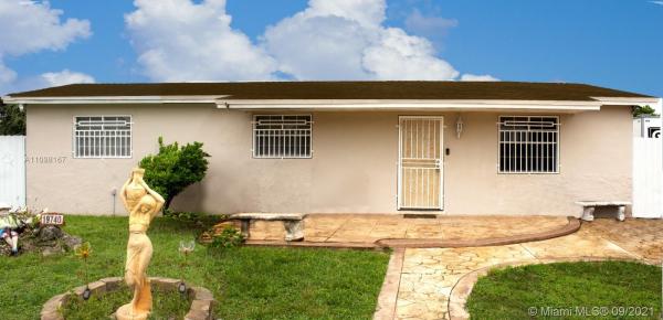 Carol City Gardens, 19740 NW 44th Ct, Miami Gardens, Florida 33055, image 2