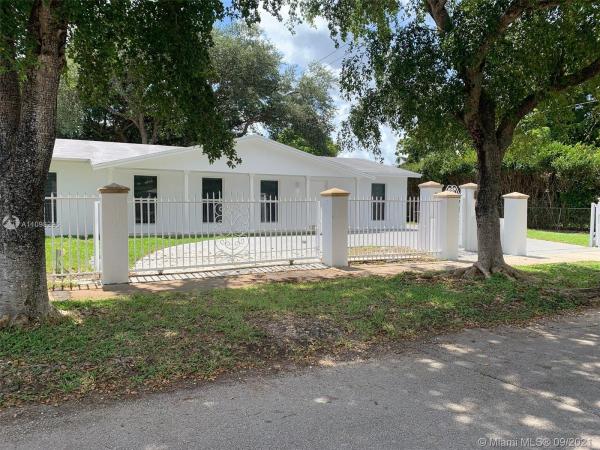 Fairway Estates, 10620 SW 152nd Ter, Palmetto Estates, Florida 33157, image 2