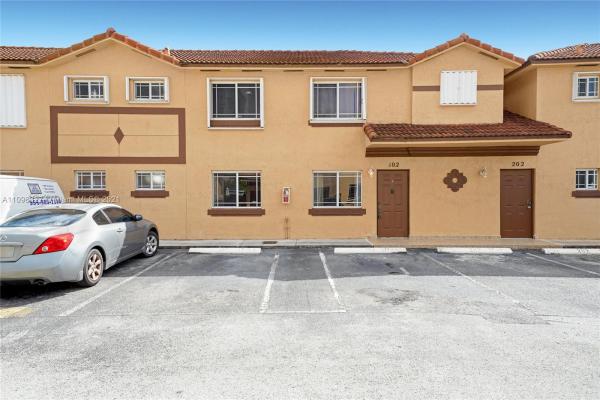 Belleview Villas, 17308 NW 74th Ave #102, Country Club, Florida 33015, image 2