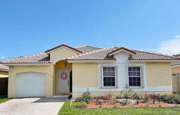 15710 SW 80th Ln, Unincorporated Dade County, Florida 33193, image 2