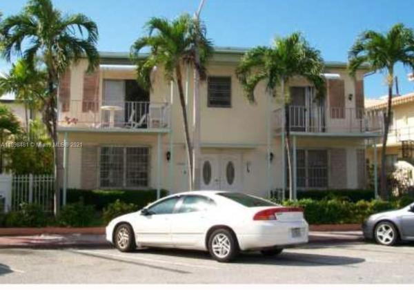 Bat Yam, 7330 Byron Ave #7, Miami Beach, Florida 33141, image 2
