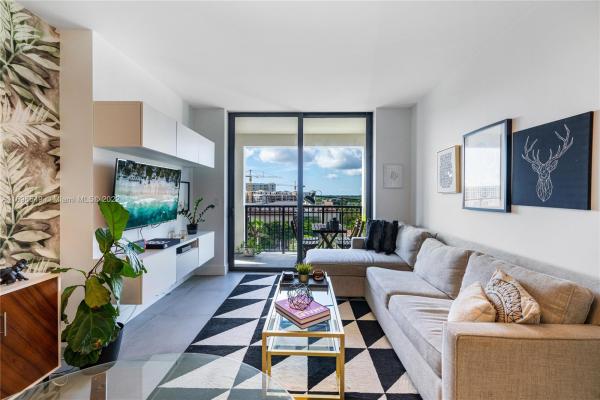 Merrick Manor, 301 Altara Ave #815, Coral Gables, Florida 33146, image 1
