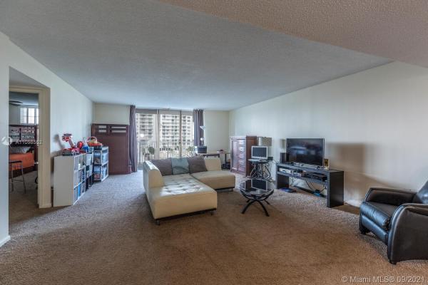 Admirals Port West, 2801 NE 183rd St #502W, Aventura, Florida 33160, image 2