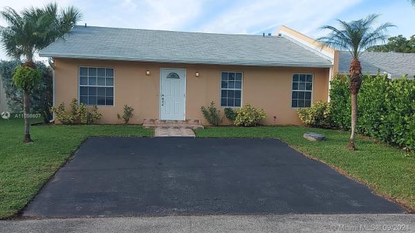 Cutler Creek Club, 10395 SW 209th Ln, Cutler Bay, Florida 33189, image 2
