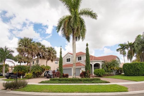 Boca Isles South, 19615 Dinner Key Dr, Boca Raton, Florida 33498, image 2