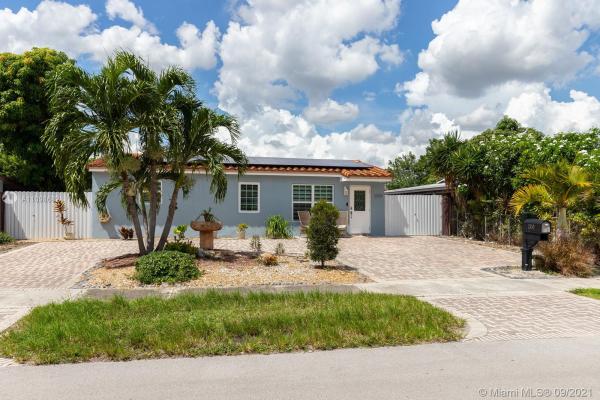Boulevard Heights, 1310 N 70th Way, Hollywood, Florida 33024, image 1