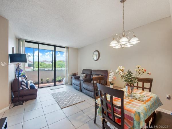 Verabella Falls, 8205 SW 152nd Ave #F-309, Kendall West, Florida 33193, image 2