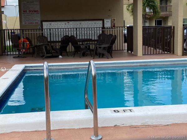 Kendale Woods, 6315 SW 138th Ct #6315-3, Kendale Lakes, Florida 33183, image 2