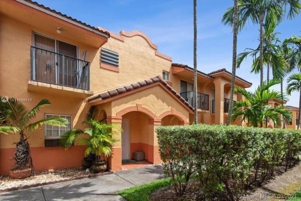 Gardengate 1, 10632 NW 87th Ct #10632, Hialeah Gardens, Florida 33018, image 2
