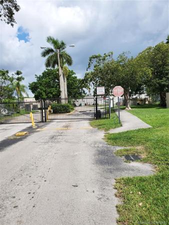 Villas At Cutler Ridge, 20038 SW 123rd Dr #20038, South Miami Heights, Florida 33177, image 2