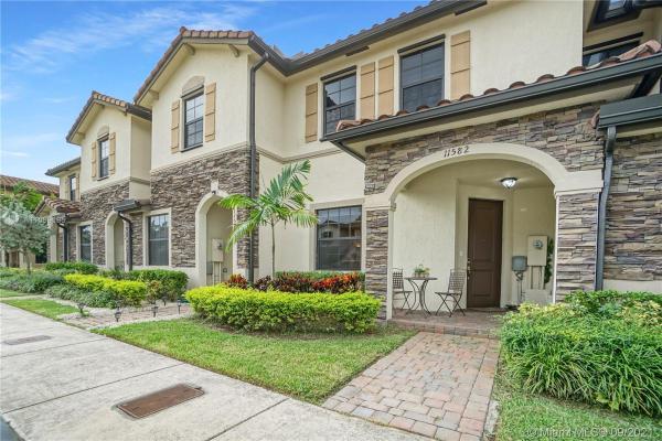 Artesa At Coco Palm Estates, 11582 SW 248th Ter 0, Princeton, Florida 33032, image 2