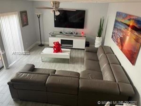 Waterside Estates, 2418 Waterside Dr, Lake Worth, Florida 33461, image 2