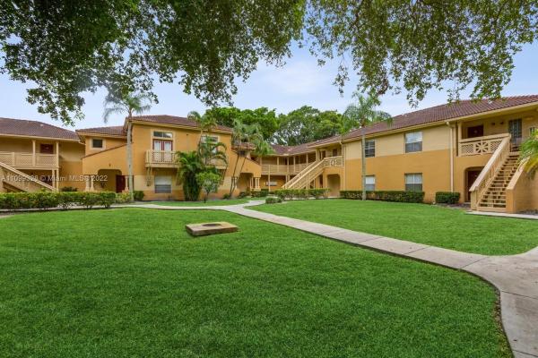 Palm Lake, 4751 Via Palm Lks #417, West Palm Beach, Florida 33417, image 2