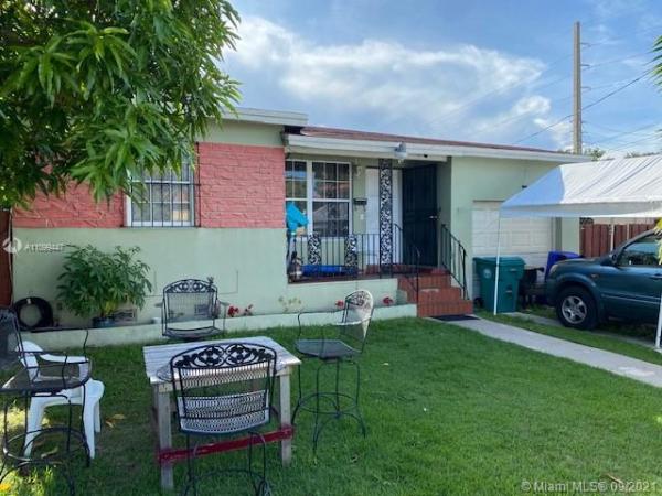 Grapeland Center, 1050 NW 27th Ct, Miami, Florida 33125, image 2
