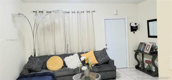 Eight Ave Manors, 925 NE 122nd St, North Miami, Florida 33161, image 2