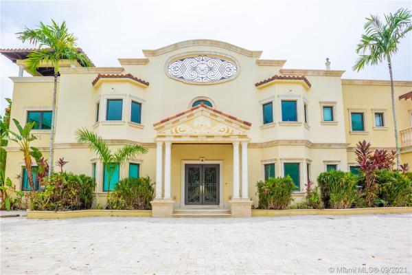 Radcliffe Manor, 7400 SW 72nd Ct, Glenvar Heights, Florida 33143, image 2