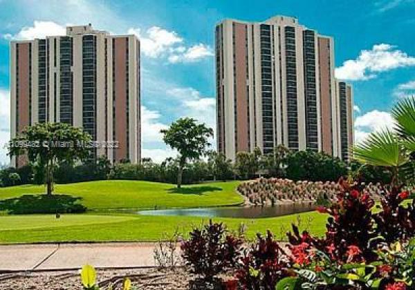 Coronado Tower 3, 20379 W Country Club Dr #1634, Aventura, Florida 33180, image 2